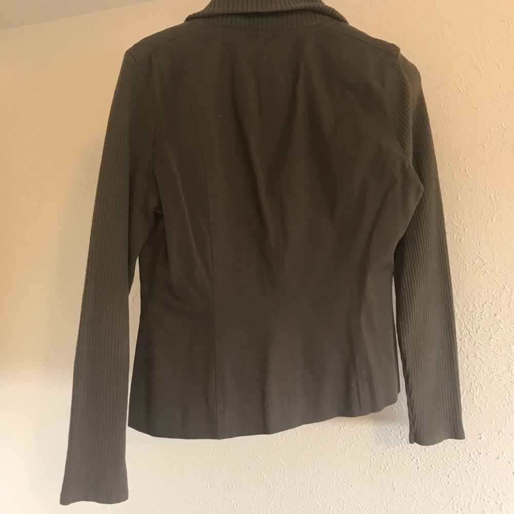 Jacket - Picture 2 of 7